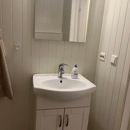 Lofoten - Spacious 홈스테이 Vestvagoy